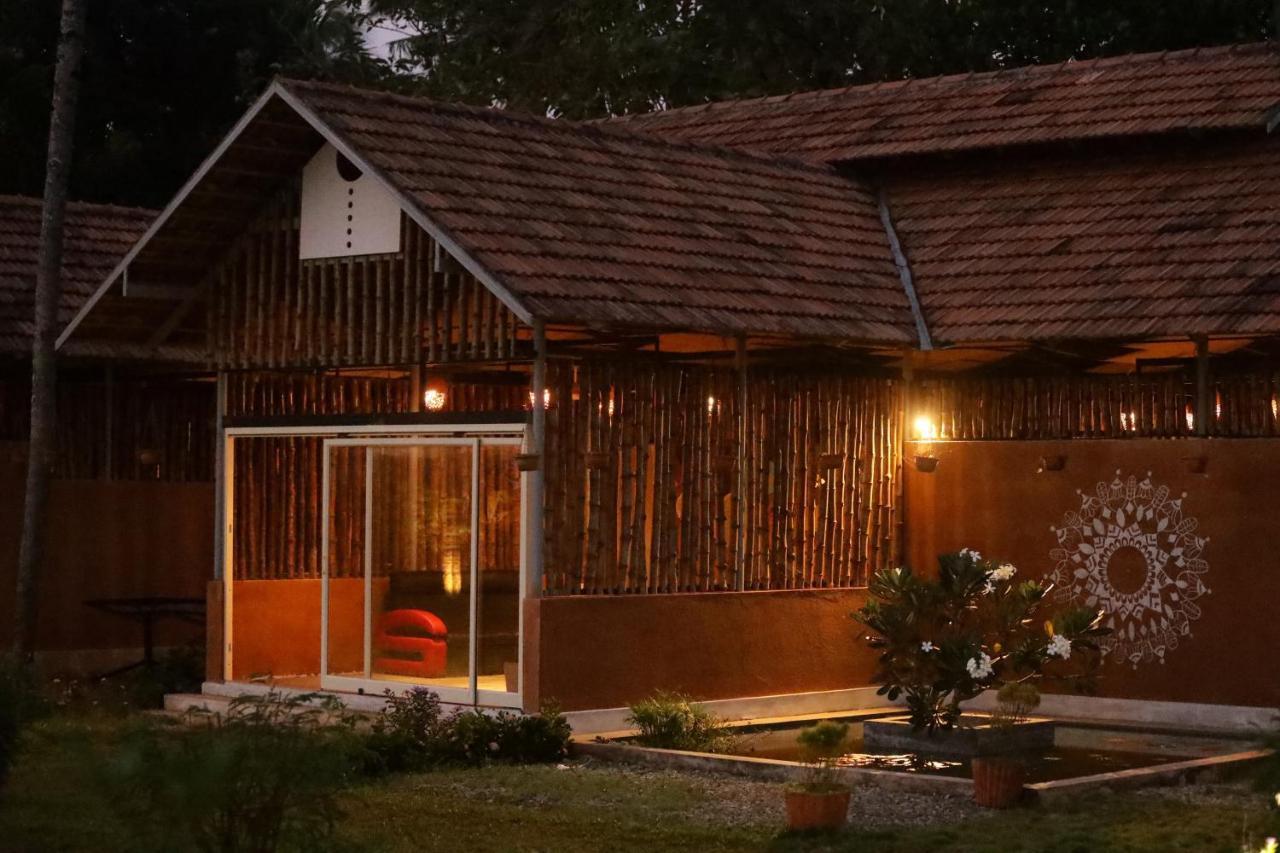 Hotel Pura Vida Varkala Exterior foto