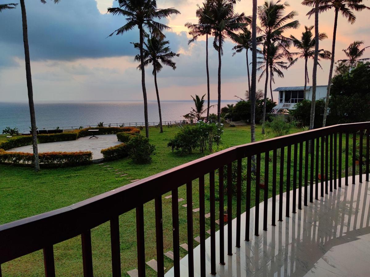 Hotel Pura Vida Varkala Exterior foto