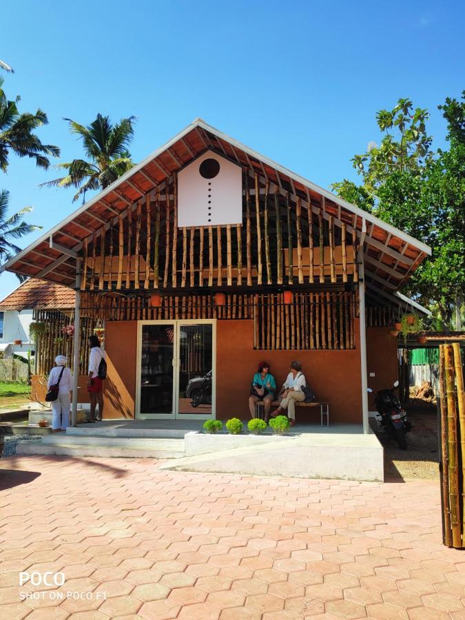 Hotel Pura Vida Varkala Exterior foto